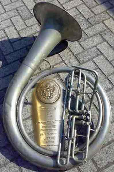 Instrument
