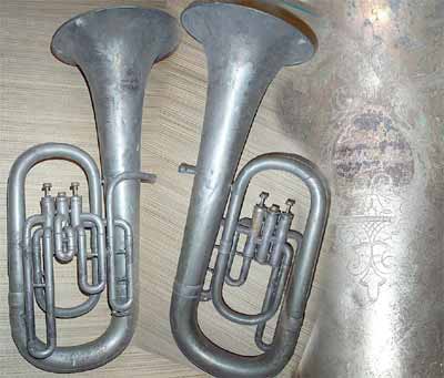 Instrument